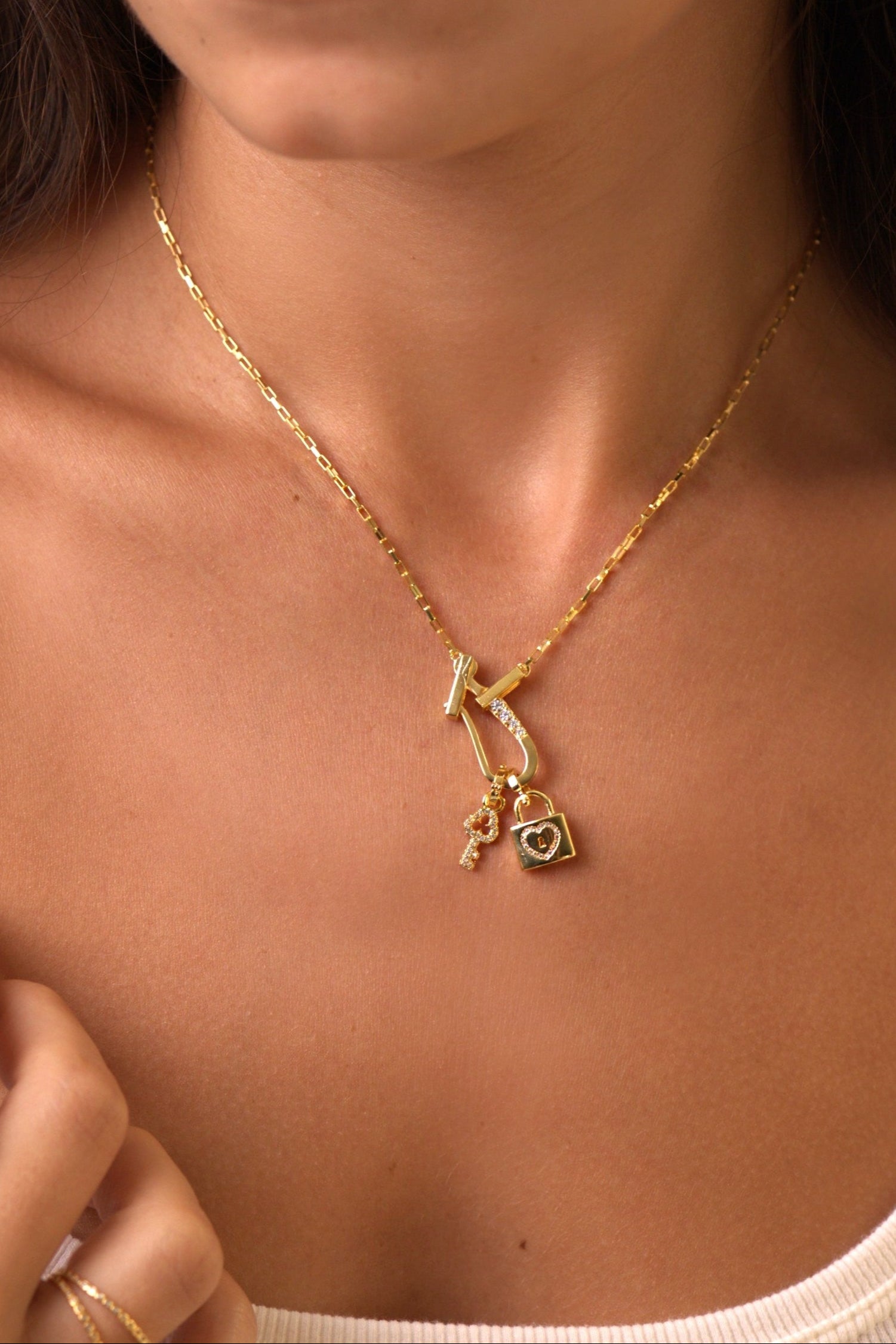 Colar Charms